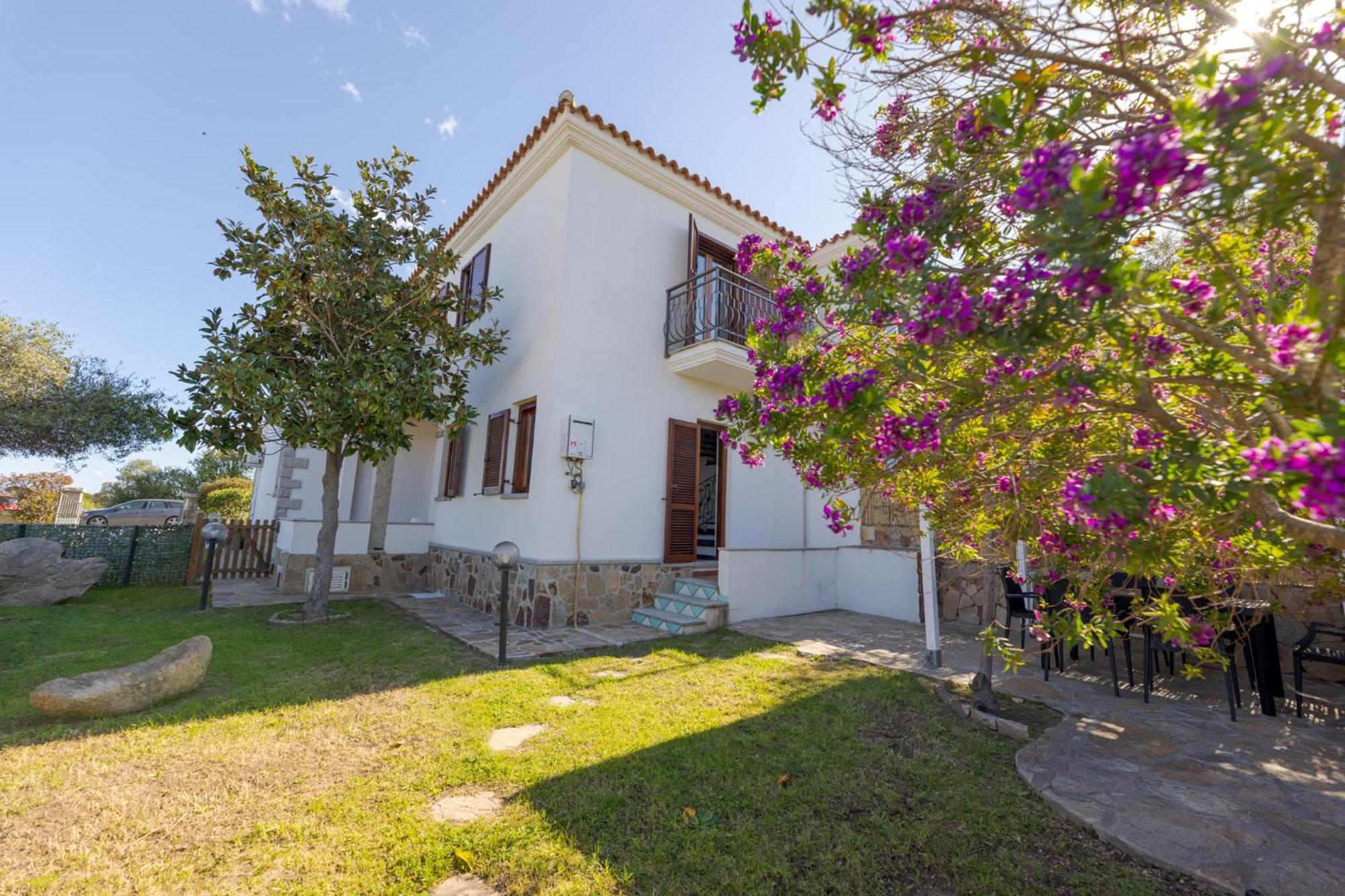 Appartamenti Le Magnolie Budoni Dış mekan fotoğraf